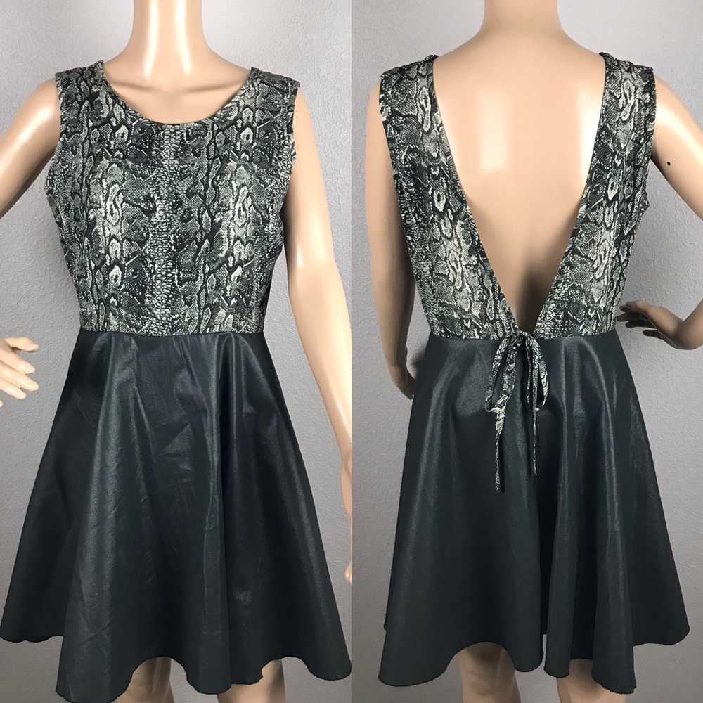 Walter by Walter Baker back out dress sz M